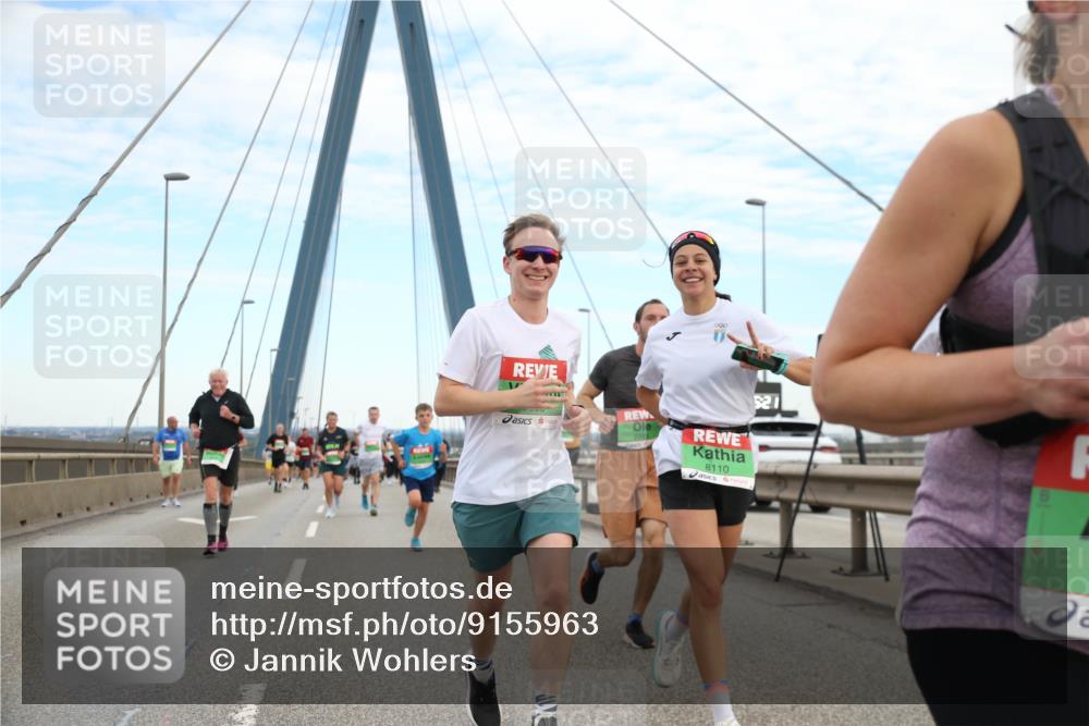 03.10.2025 - Köhlbrandbrückenlauf Jannik Wohlers http://msf.ph/oto/9155963 03.10.2025 15:27:17 Position 1 5, 2, 7763, 8110 meine-sportfotos.de