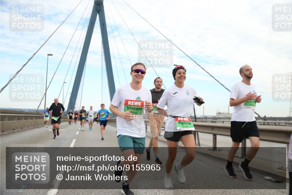 03.10.2025 - Köhlbrandbrückenlauf Jannik Wohlers http://msf.ph/oto/9155965 03.10.2025 15:27:17 Position 1 8005, 8110 meine-sportfotos.de
