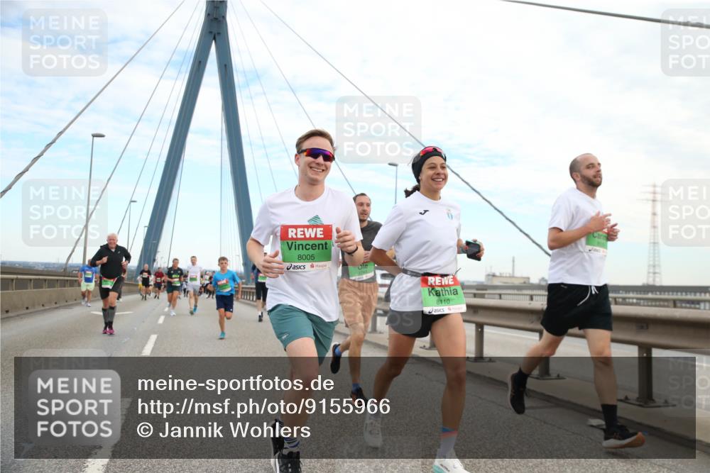 03.10.2025 - Köhlbrandbrückenlauf Jannik Wohlers http://msf.ph/oto/9155966 03.10.2025 15:27:17 Position 1 8005, 8110 meine-sportfotos.de
