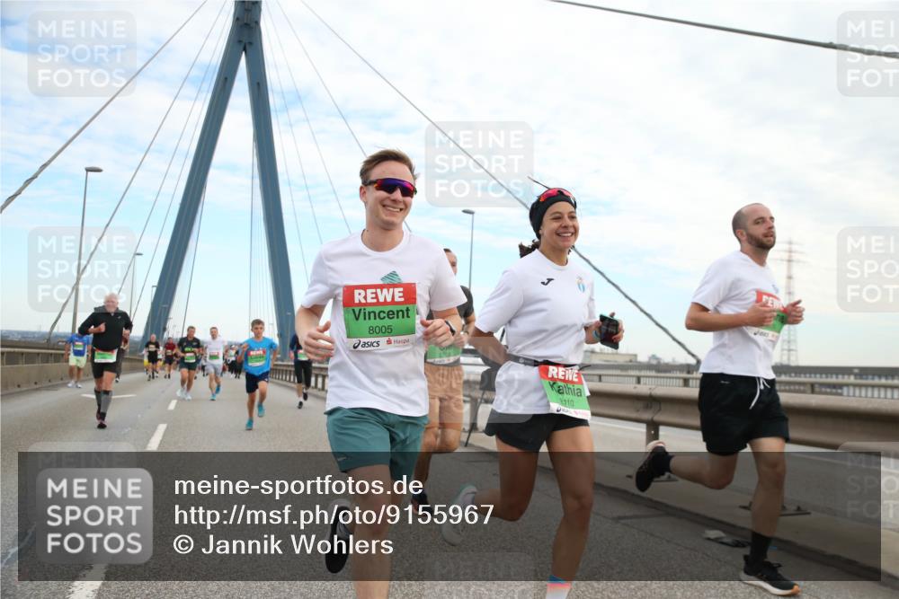 03.10.2025 - Köhlbrandbrückenlauf Jannik Wohlers http://msf.ph/oto/9155967 03.10.2025 15:27:17 Position 1 8005, 8110 meine-sportfotos.de