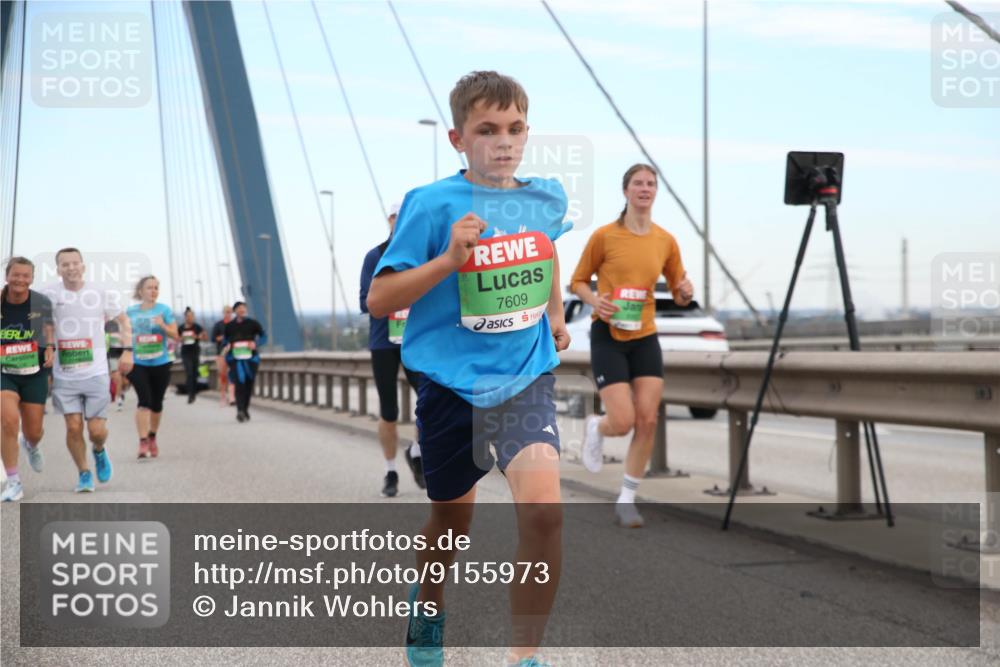 03.10.2025 - Köhlbrandbrückenlauf Jannik Wohlers http://msf.ph/oto/9155973 03.10.2025 15:27:19 Position 1 7609 meine-sportfotos.de