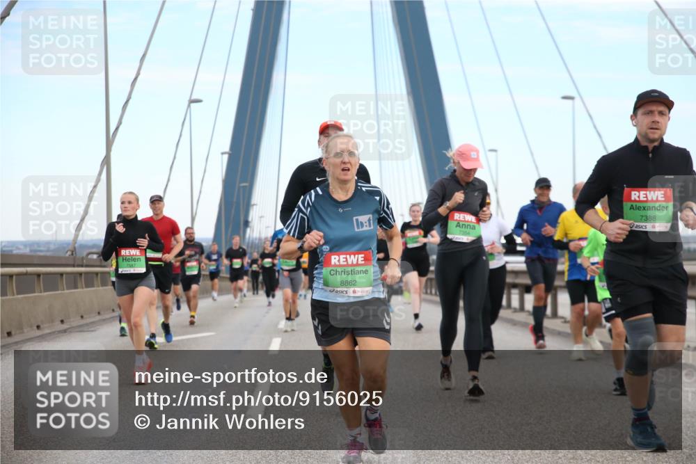 03.10.2025 - Köhlbrandbrückenlauf Jannik Wohlers http://msf.ph/oto/9156025 03.10.2025 15:27:34 Position 1 7517, 8862, 7354, 7388 meine-sportfotos.de