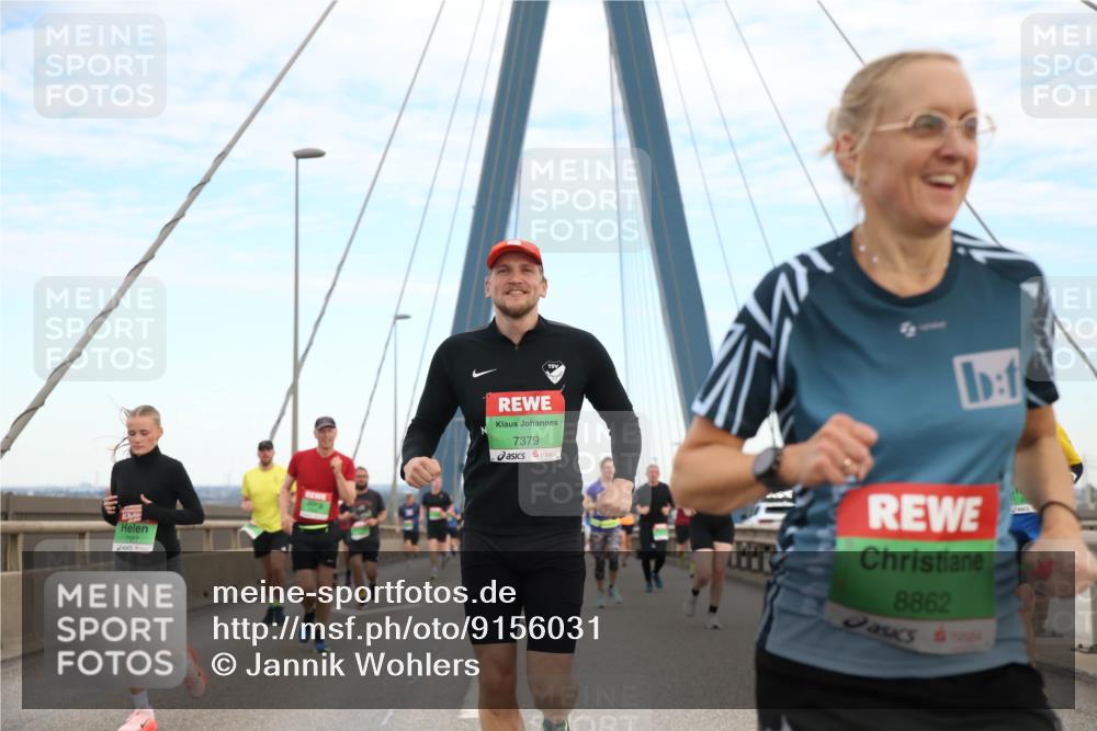 03.10.2025 - Köhlbrandbrückenlauf Jannik Wohlers http://msf.ph/oto/9156031 03.10.2025 15:27:35 Position 1 7517, 7379, 8862 meine-sportfotos.de