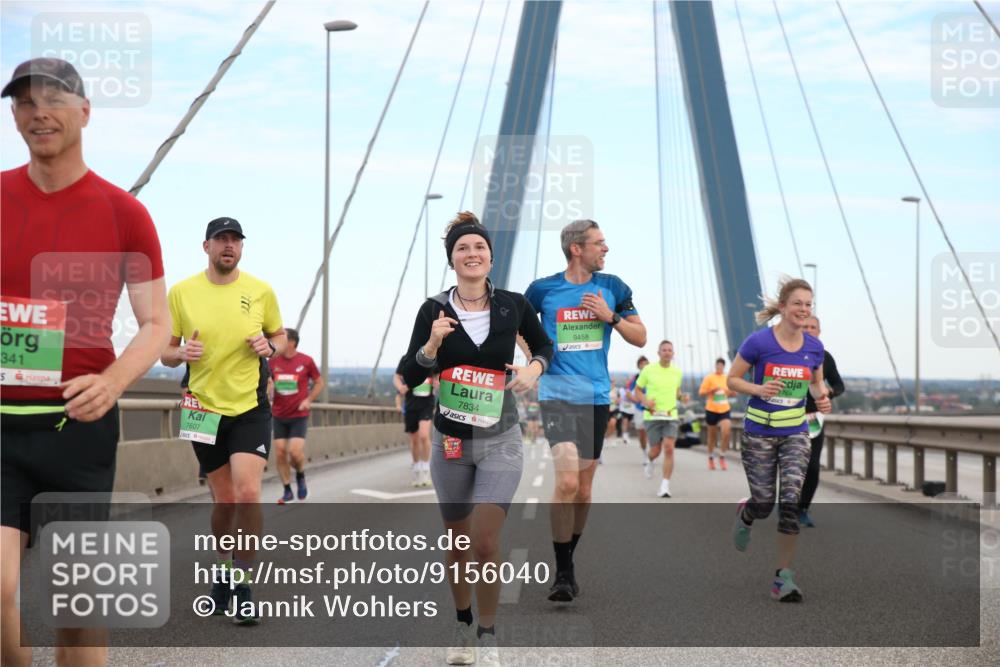 03.10.2025 - Köhlbrandbrückenlauf Jannik Wohlers http://msf.ph/oto/9156040 03.10.2025 15:27:38 Position 1 341, 7607, 7834, 9458 meine-sportfotos.de
