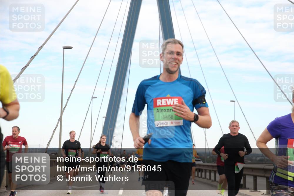 03.10.2025 - Köhlbrandbrückenlauf Jannik Wohlers http://msf.ph/oto/9156045 03.10.2025 15:27:39 Position 1 7139, 9458 meine-sportfotos.de