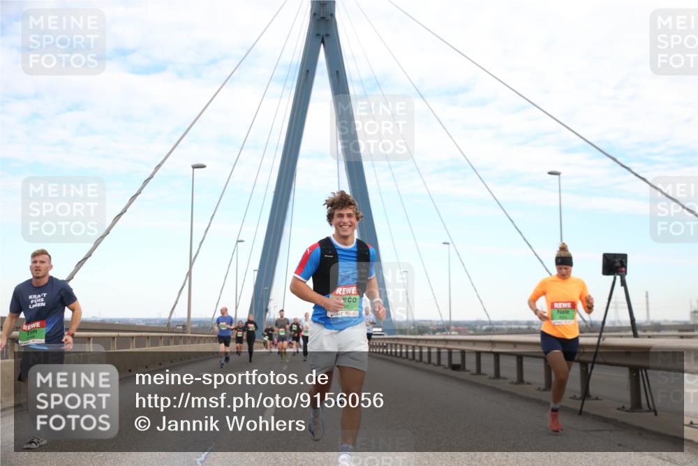 03.10.2025 - Köhlbrandbrückenlauf Jannik Wohlers http://msf.ph/oto/9156056 03.10.2025 15:27:44 Position 1 9149, 82 meine-sportfotos.de