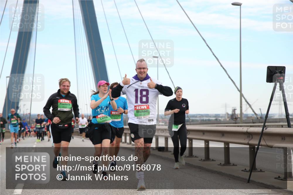 03.10.2025 - Köhlbrandbrückenlauf Jannik Wohlers http://msf.ph/oto/9156078 03.10.2025 15:27:53 Position 1 8939, 7468, 8348, 18, 9179 meine-sportfotos.de