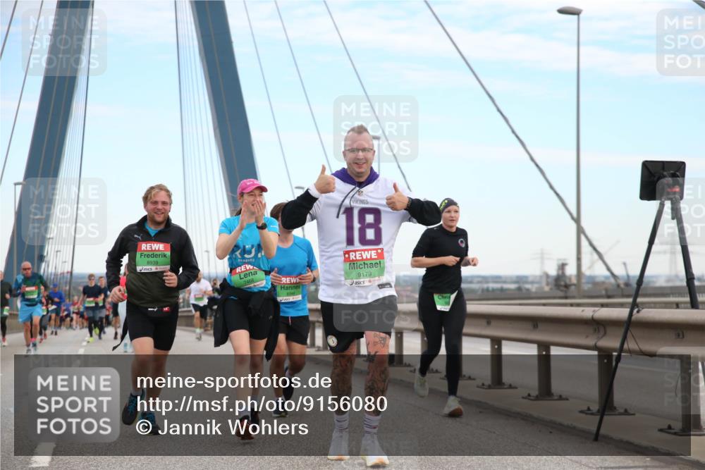 03.10.2025 - Köhlbrandbrückenlauf Jannik Wohlers http://msf.ph/oto/9156080 03.10.2025 15:27:53 Position 1 8939, 7468, 8348, 18, 9179 meine-sportfotos.de