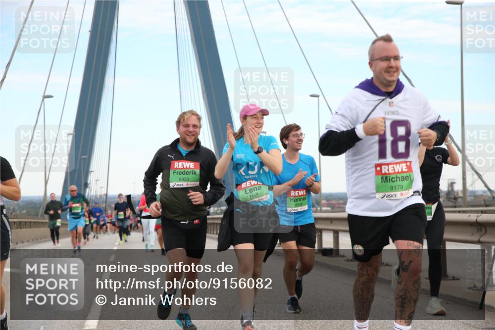 03.10.2025 - Köhlbrandbrückenlauf Jannik Wohlers http://msf.ph/oto/9156082 03.10.2025 15:27:54 Position 1 8939, 18, 9179, 7468, 8348, 90 meine-sportfotos.de