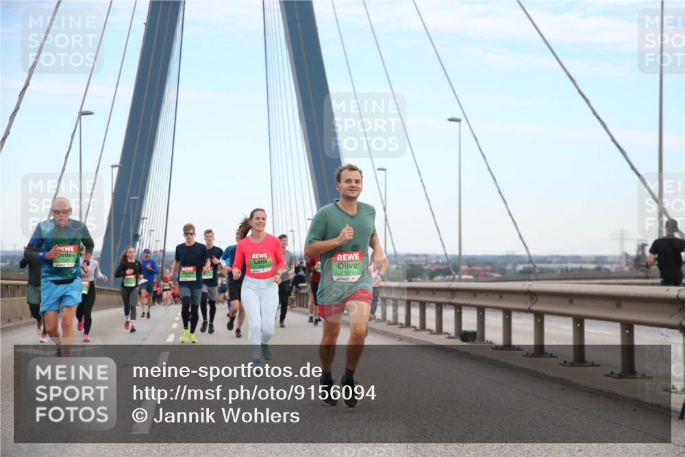 03.10.2025 - Köhlbrandbrückenlauf Jannik Wohlers http://msf.ph/oto/9156094 03.10.2025 15:27:58 Position 1 7397, 7674 meine-sportfotos.de