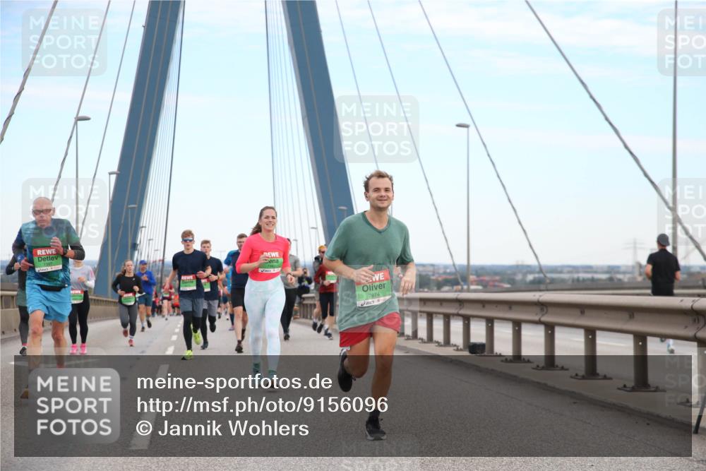 03.10.2025 - Köhlbrandbrückenlauf Jannik Wohlers http://msf.ph/oto/9156096 03.10.2025 15:27:58 Position 1 7397, 7674 meine-sportfotos.de