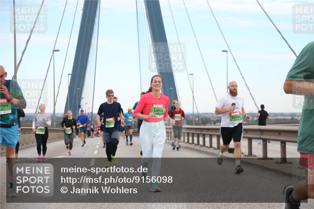 03.10.2025 - Köhlbrandbrückenlauf Jannik Wohlers http://msf.ph/oto/9156098 03.10.2025 15:28:00 Position 1 397, 7962 meine-sportfotos.de