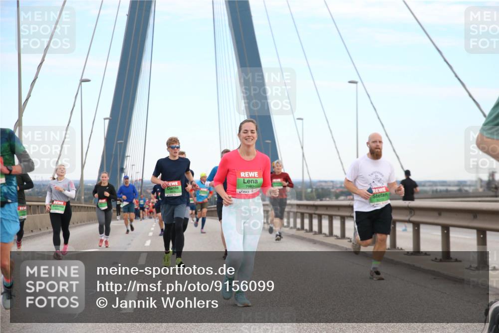 03.10.2025 - Köhlbrandbrückenlauf Jannik Wohlers http://msf.ph/oto/9156099 03.10.2025 15:28:00 Position 1 7962 meine-sportfotos.de