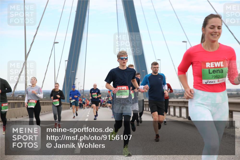 03.10.2025 - Köhlbrandbrückenlauf Jannik Wohlers http://msf.ph/oto/9156107 03.10.2025 15:28:01 Position 1 9475, 7962 meine-sportfotos.de