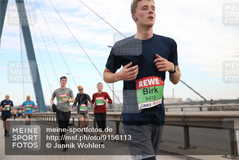 03.10.2025 - Köhlbrandbrückenlauf Jannik Wohlers http://msf.ph/oto/9156113 03.10.2025 15:28:04 Position 1 9473 meine-sportfotos.de