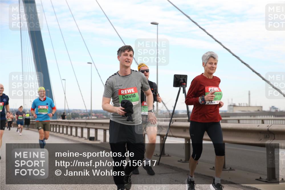 03.10.2025 - Köhlbrandbrückenlauf Jannik Wohlers http://msf.ph/oto/9156117 03.10.2025 15:28:05 Position 1 55, 144 meine-sportfotos.de