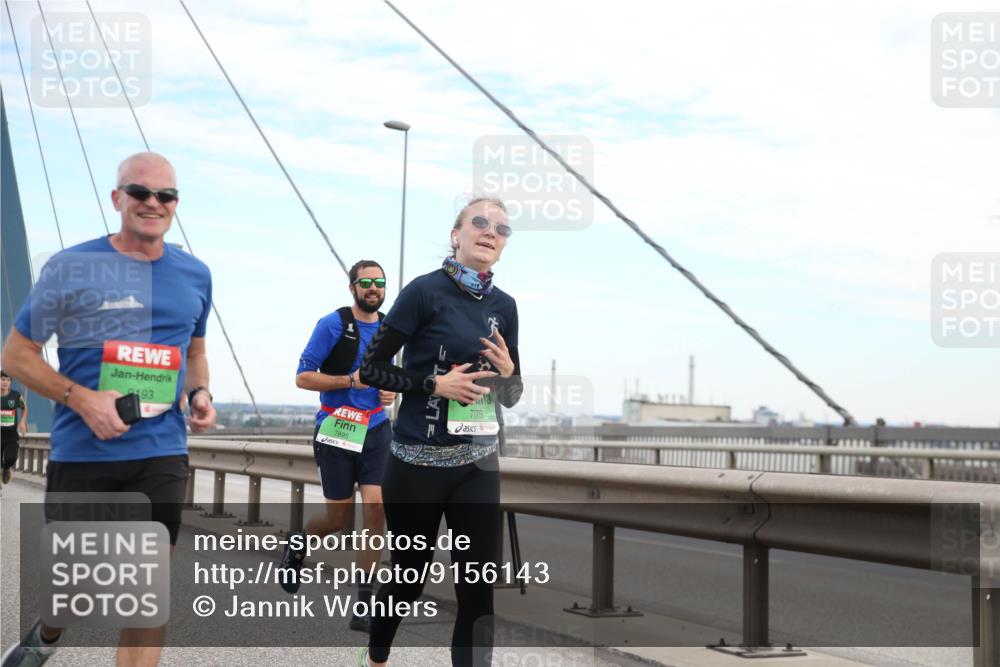 03.10.2025 - Köhlbrandbrückenlauf Jannik Wohlers http://msf.ph/oto/9156143 03.10.2025 15:28:44 Position 1 193, 7895, 7775 meine-sportfotos.de