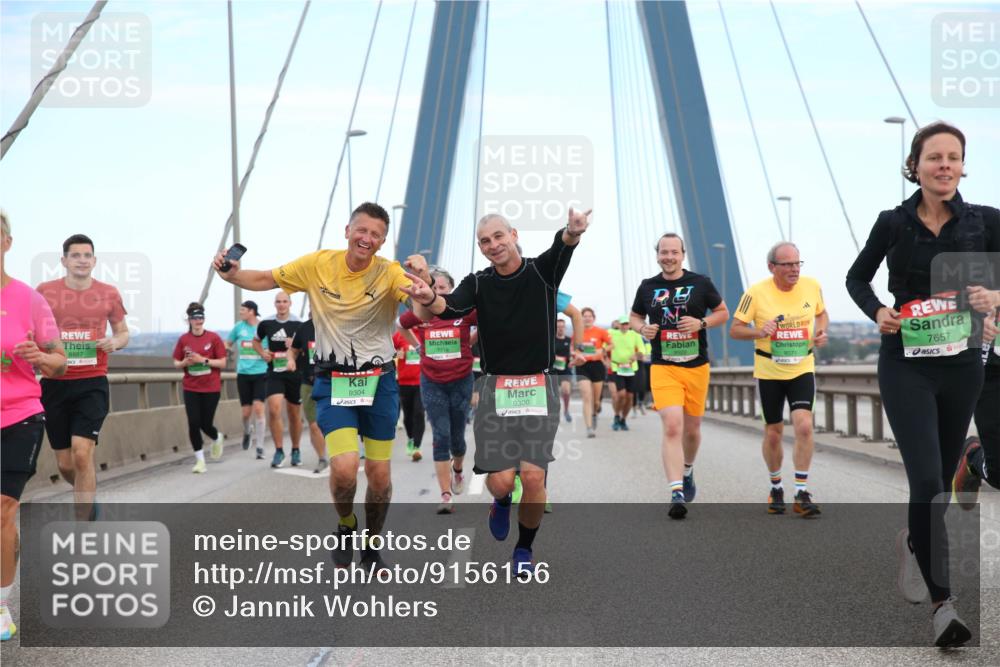 03.10.2025 - Köhlbrandbrückenlauf Jannik Wohlers http://msf.ph/oto/9156156 03.10.2025 15:28:48 Position 1 8887, 9304, 9300, 9371, 7657 meine-sportfotos.de