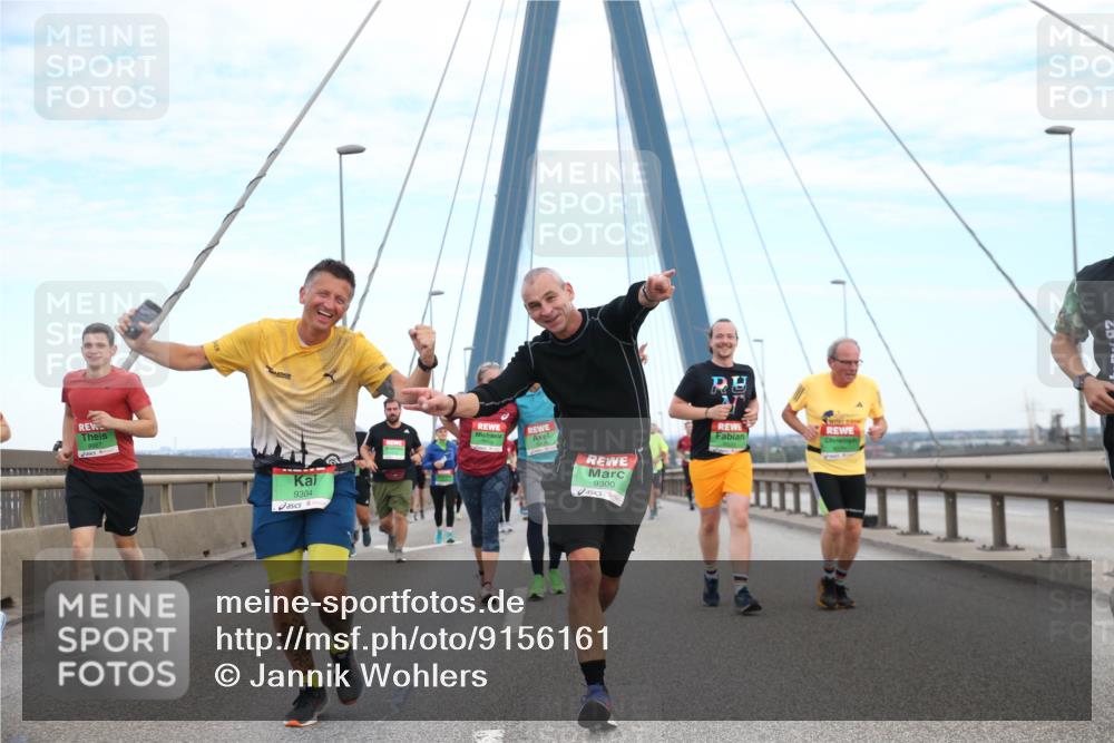 03.10.2025 - Köhlbrandbrückenlauf Jannik Wohlers http://msf.ph/oto/9156161 03.10.2025 15:28:49 Position 1 9304, 9300 meine-sportfotos.de