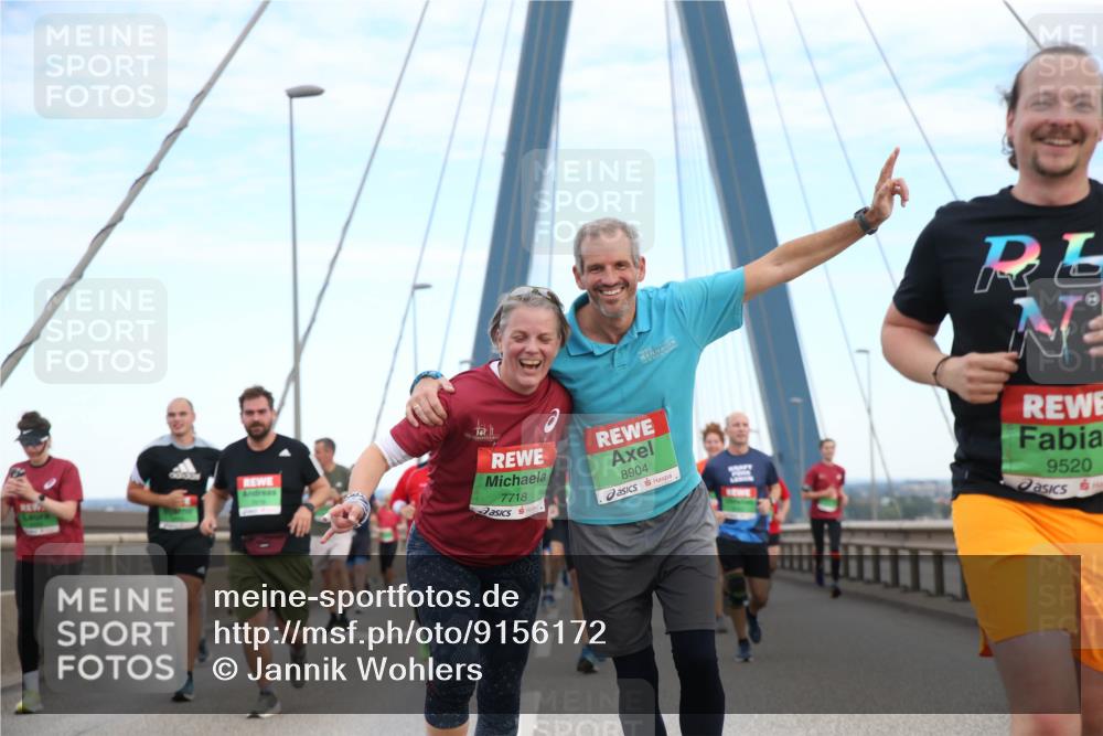 03.10.2025 - Köhlbrandbrückenlauf Jannik Wohlers http://msf.ph/oto/9156172 03.10.2025 15:28:51 Position 1 9520, 7718, 8904 meine-sportfotos.de
