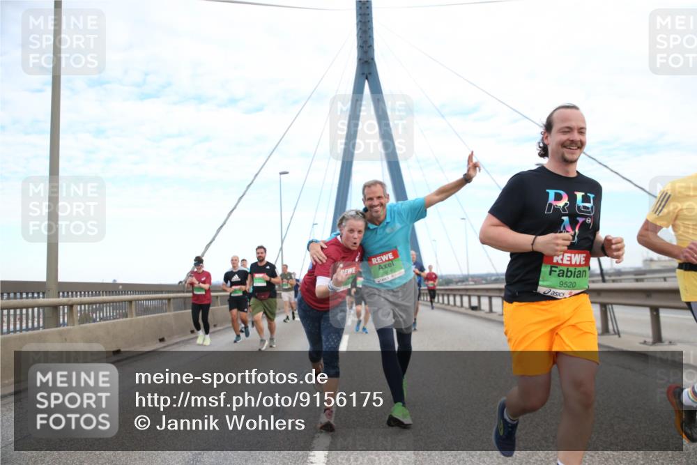 03.10.2025 - Köhlbrandbrückenlauf Jannik Wohlers http://msf.ph/oto/9156175 03.10.2025 15:28:52 Position 1 9520 meine-sportfotos.de