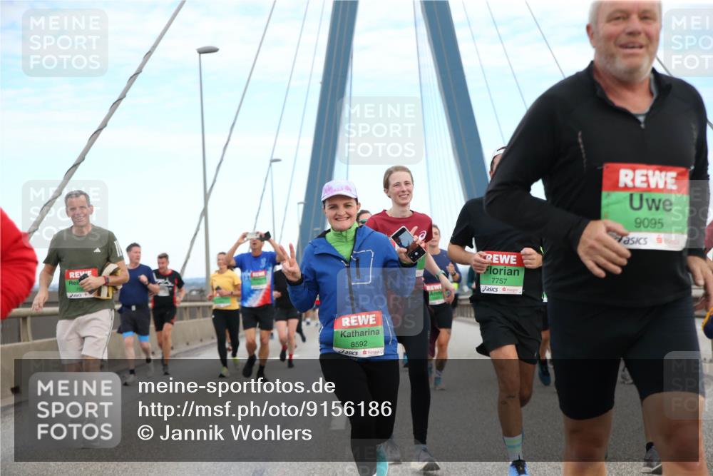 03.10.2025 - Köhlbrandbrückenlauf Jannik Wohlers http://msf.ph/oto/9156186 03.10.2025 15:28:55 Position 1 8592, 7757, 9095 meine-sportfotos.de
