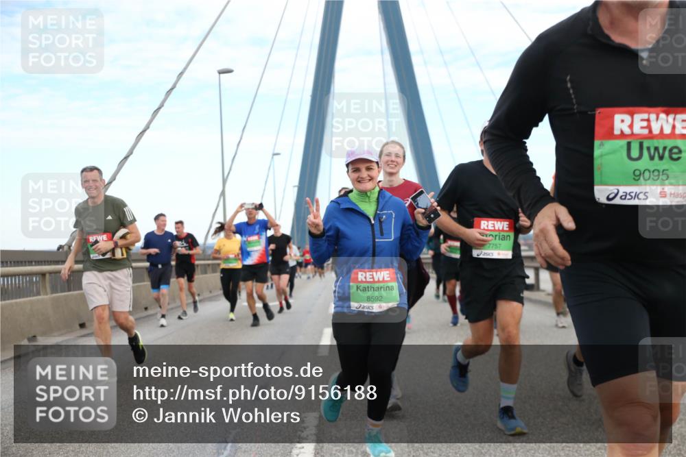 03.10.2025 - Köhlbrandbrückenlauf Jannik Wohlers http://msf.ph/oto/9156188 03.10.2025 15:28:55 Position 1 8592, 7757, 9095 meine-sportfotos.de