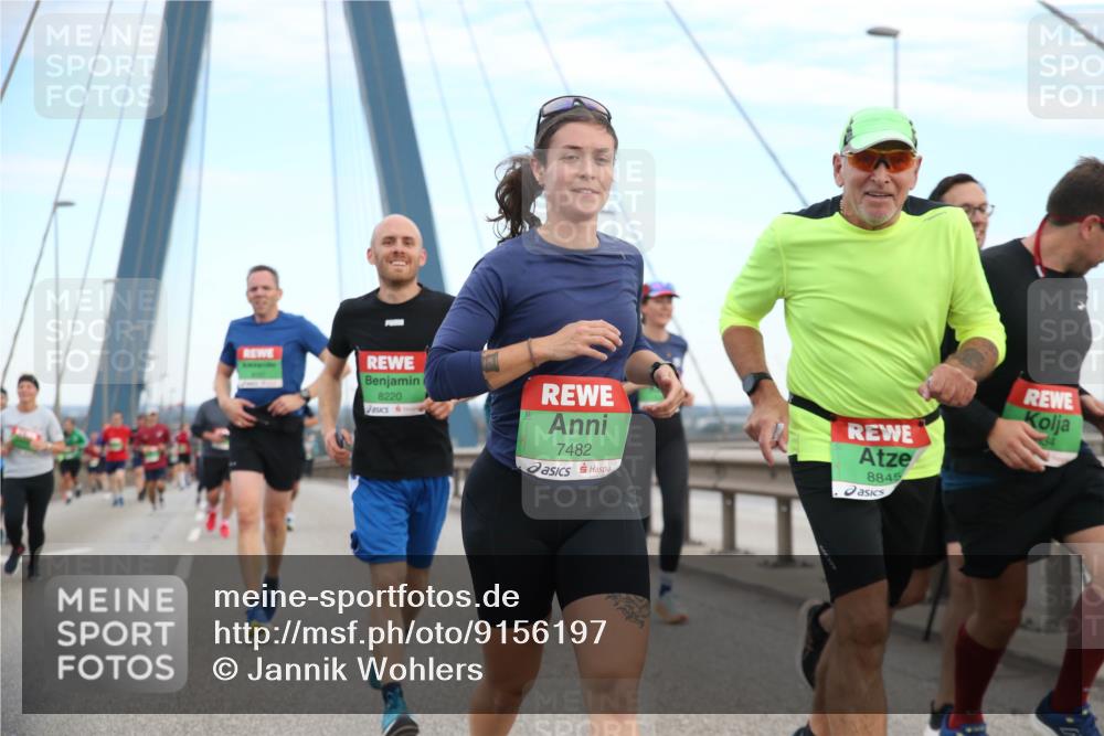 03.10.2025 - Köhlbrandbrückenlauf Jannik Wohlers http://msf.ph/oto/9156197 03.10.2025 15:28:58 Position 1 8220, 7482, 8845 meine-sportfotos.de