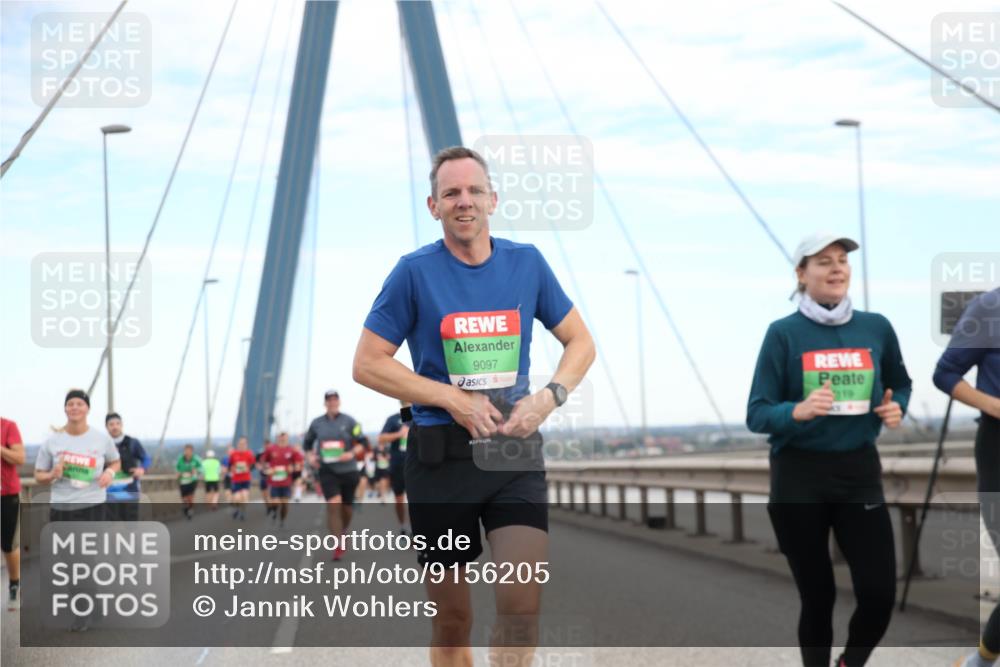 03.10.2025 - Köhlbrandbrückenlauf Jannik Wohlers http://msf.ph/oto/9156205 03.10.2025 15:28:59 Position 1 9097 meine-sportfotos.de
