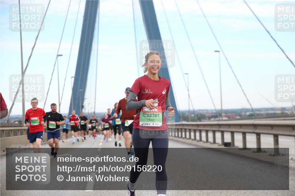 03.10.2025 - Köhlbrandbrückenlauf Jannik Wohlers http://msf.ph/oto/9156220 03.10.2025 15:29:06 Position 1 7542 meine-sportfotos.de