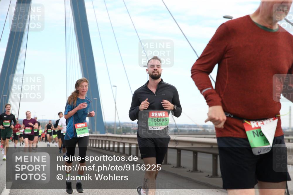 03.10.2025 - Köhlbrandbrückenlauf Jannik Wohlers http://msf.ph/oto/9156225 03.10.2025 15:29:10 Position 1 7844, 8569, 74 meine-sportfotos.de