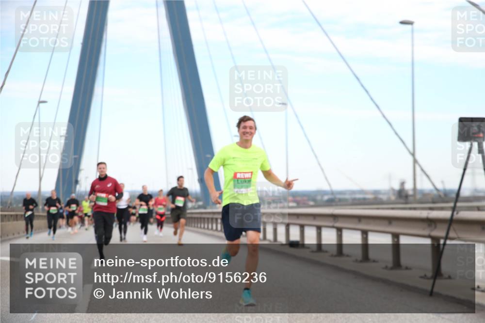 03.10.2025 - Köhlbrandbrückenlauf Jannik Wohlers http://msf.ph/oto/9156236 03.10.2025 15:29:29 Position 1  meine-sportfotos.de