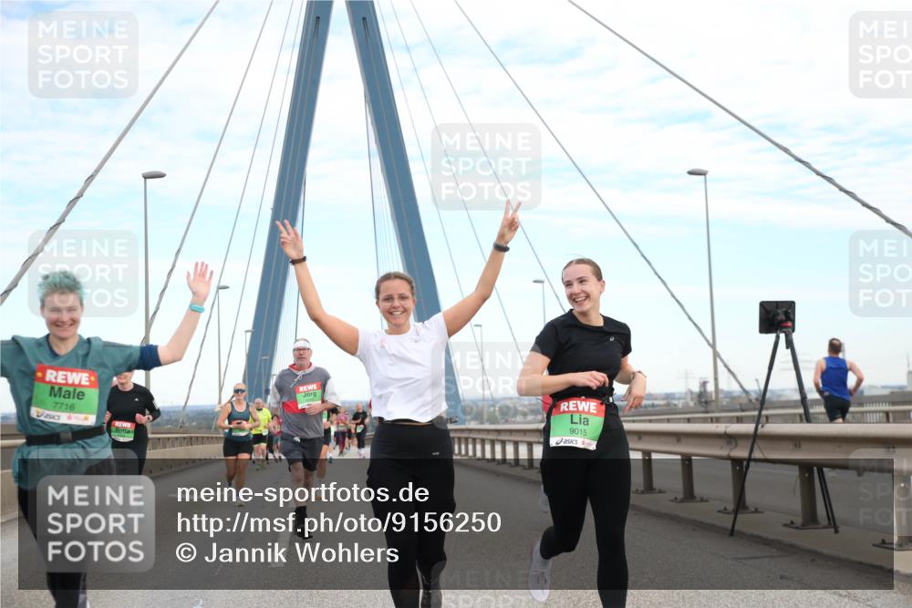 03.10.2025 - Köhlbrandbrückenlauf Jannik Wohlers http://msf.ph/oto/9156250 03.10.2025 15:29:35 Position 1 7716, 9015 meine-sportfotos.de