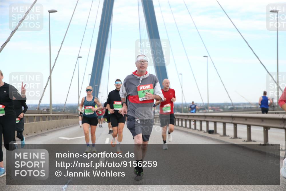 03.10.2025 - Köhlbrandbrückenlauf Jannik Wohlers http://msf.ph/oto/9156259 03.10.2025 15:29:37 Position 1 8 meine-sportfotos.de