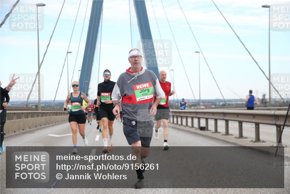 03.10.2025 - Köhlbrandbrückenlauf Jannik Wohlers http://msf.ph/oto/9156261 03.10.2025 15:29:37 Position 1 8066 meine-sportfotos.de