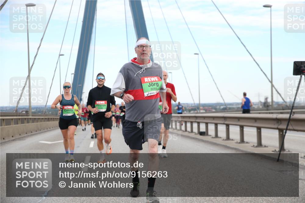 03.10.2025 - Köhlbrandbrückenlauf Jannik Wohlers http://msf.ph/oto/9156263 03.10.2025 15:29:37 Position 1 7588, 8066 meine-sportfotos.de