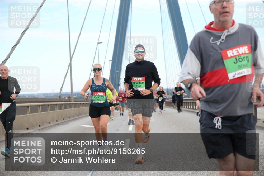 03.10.2025 - Köhlbrandbrückenlauf Jannik Wohlers http://msf.ph/oto/9156265 03.10.2025 15:29:38 Position 1 7935, 7588, 8066 meine-sportfotos.de