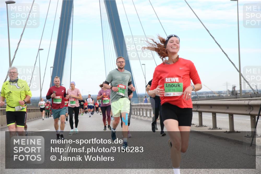 03.10.2025 - Köhlbrandbrückenlauf Jannik Wohlers http://msf.ph/oto/9156283 03.10.2025 15:29:43 Position 1 8009, 9116 meine-sportfotos.de