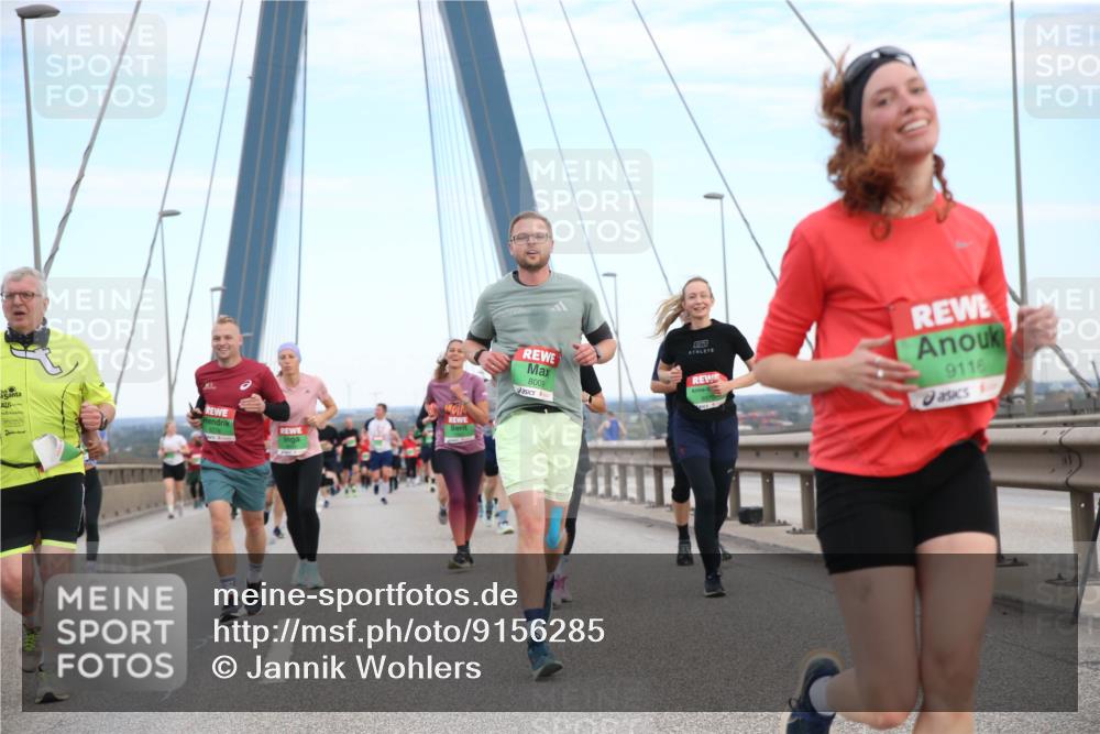 03.10.2025 - Köhlbrandbrückenlauf Jannik Wohlers http://msf.ph/oto/9156285 03.10.2025 15:29:44 Position 1 8778, 8009, 9116 meine-sportfotos.de