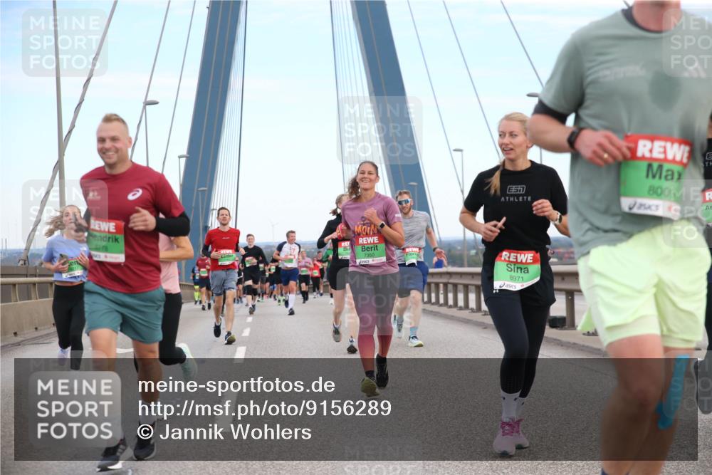 03.10.2025 - Köhlbrandbrückenlauf Jannik Wohlers http://msf.ph/oto/9156289 03.10.2025 15:29:45 Position 1 8778, 7350, 8009, 8971 meine-sportfotos.de