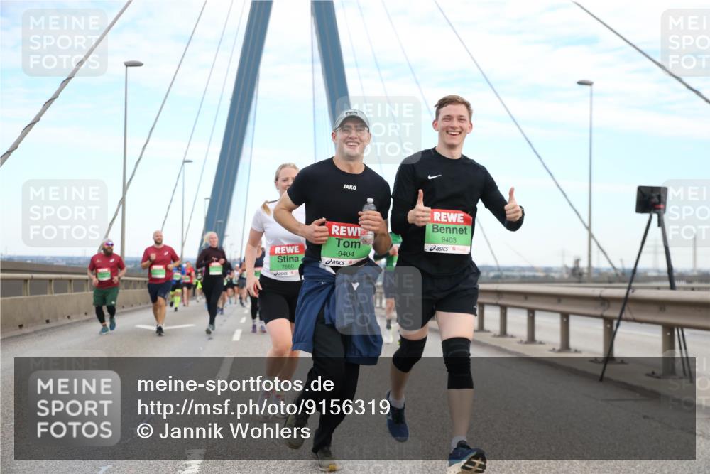 03.10.2025 - Köhlbrandbrückenlauf Jannik Wohlers http://msf.ph/oto/9156319 03.10.2025 15:29:54 Position 1 9403, 9404, 7660 meine-sportfotos.de