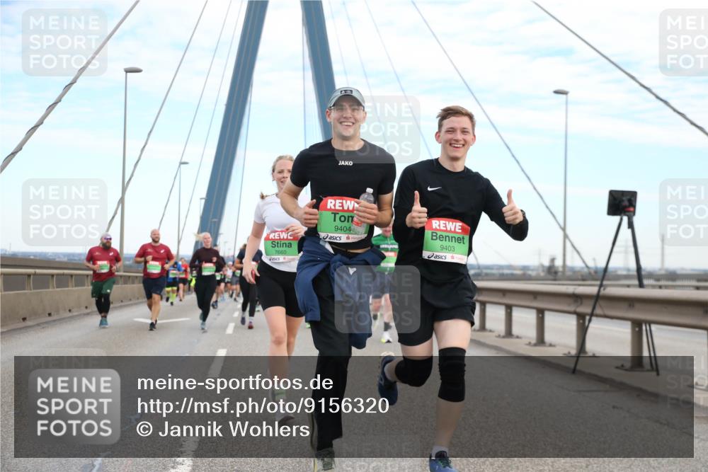 03.10.2025 - Köhlbrandbrückenlauf Jannik Wohlers http://msf.ph/oto/9156320 03.10.2025 15:29:54 Position 1 7660, 9404, 9403 meine-sportfotos.de