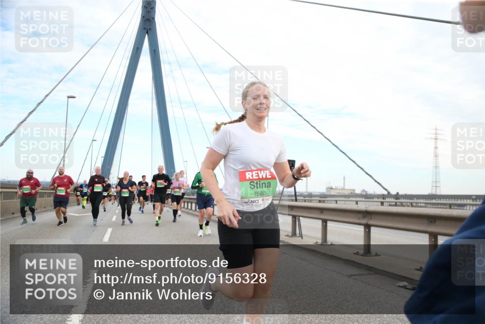 03.10.2025 - Köhlbrandbrückenlauf Jannik Wohlers http://msf.ph/oto/9156328 03.10.2025 15:29:56 Position 1 7660 meine-sportfotos.de