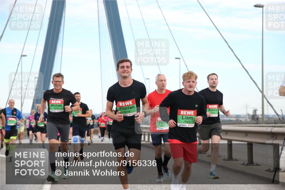 03.10.2025 - Köhlbrandbrückenlauf Jannik Wohlers http://msf.ph/oto/9156336 03.10.2025 15:29:59 Position 1 8259, 9018, 7800, 7623, 8763 meine-sportfotos.de
