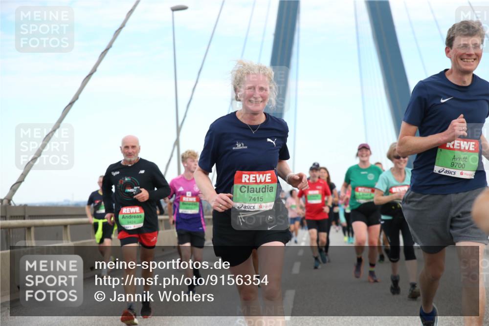03.10.2025 - Köhlbrandbrückenlauf Jannik Wohlers http://msf.ph/oto/9156354 03.10.2025 15:30:04 Position 1 9424, 10, 7415, 9700 meine-sportfotos.de