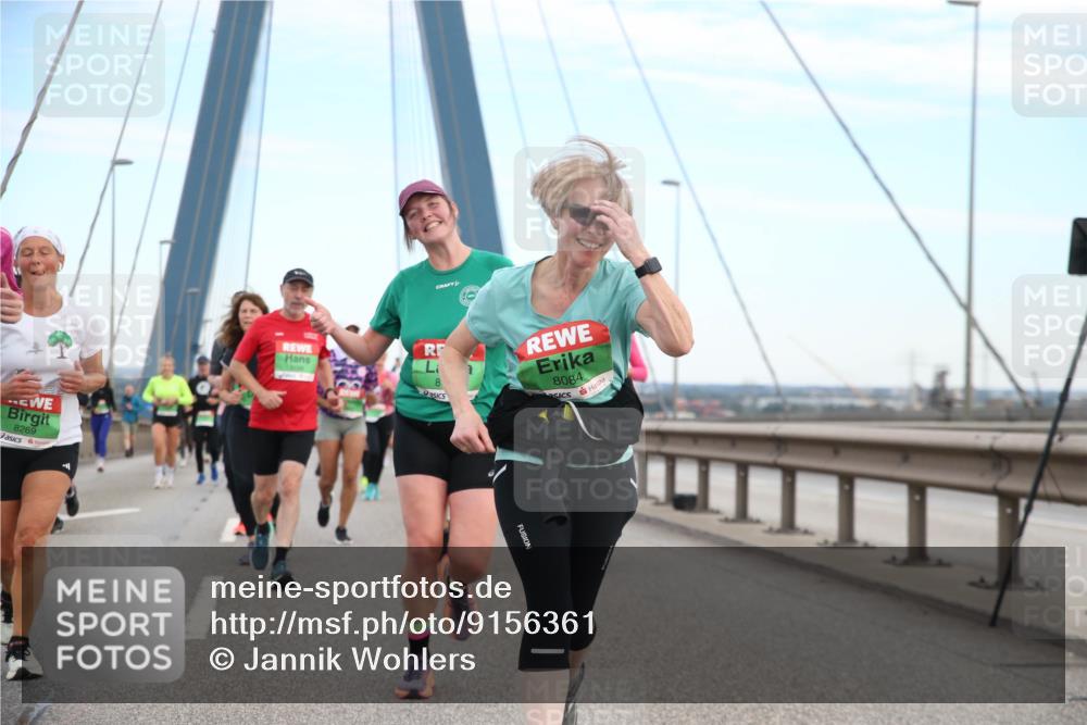 03.10.2025 - Köhlbrandbrückenlauf Jannik Wohlers http://msf.ph/oto/9156361 03.10.2025 15:30:06 Position 1 8269, 8084, 8 meine-sportfotos.de