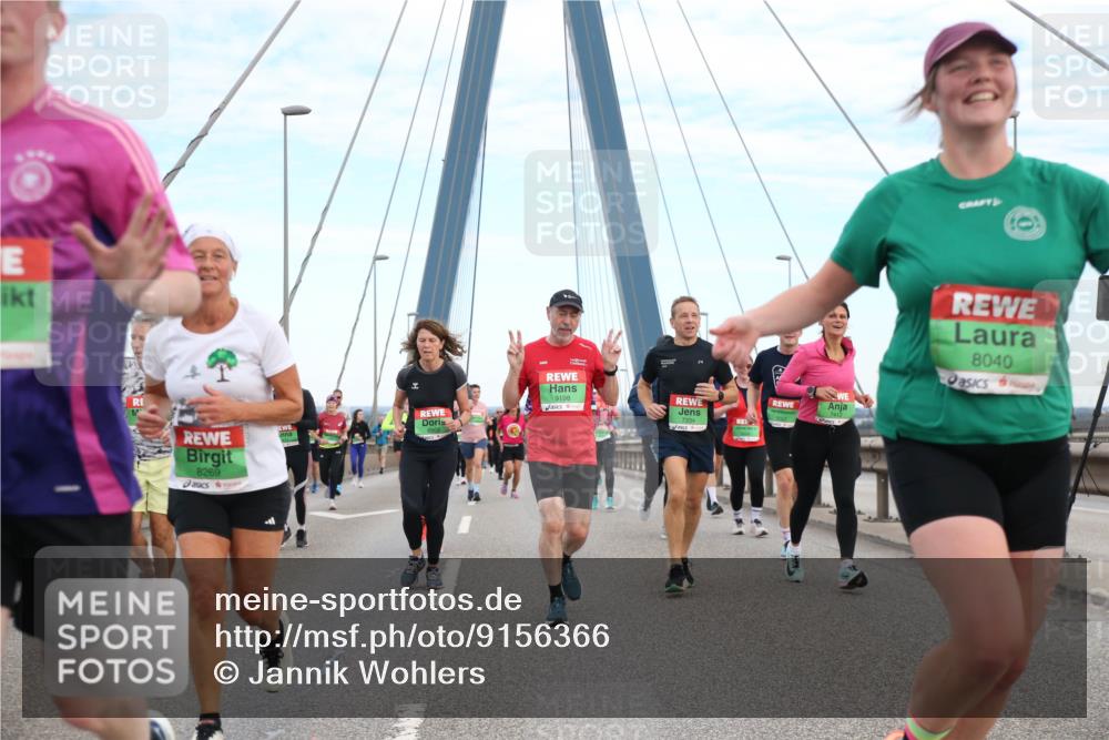 03.10.2025 - Köhlbrandbrückenlauf Jannik Wohlers http://msf.ph/oto/9156366 03.10.2025 15:30:07 Position 1 8269, 9198, 7412, 8040 meine-sportfotos.de