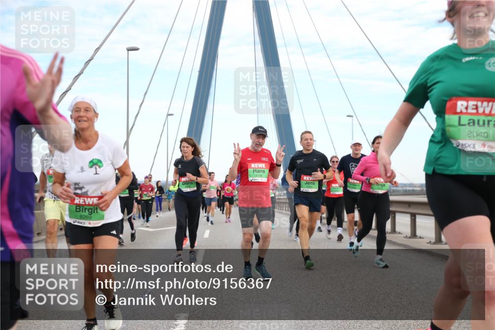 03.10.2025 - Köhlbrandbrückenlauf Jannik Wohlers http://msf.ph/oto/9156367 03.10.2025 15:30:07 Position 1 8269, 9198, 7412, 8040 meine-sportfotos.de