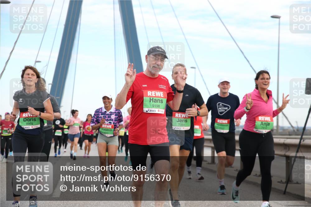 03.10.2025 - Köhlbrandbrückenlauf Jannik Wohlers http://msf.ph/oto/9156370 03.10.2025 15:30:08 Position 1 8963, 9198, 7334, 7412 meine-sportfotos.de