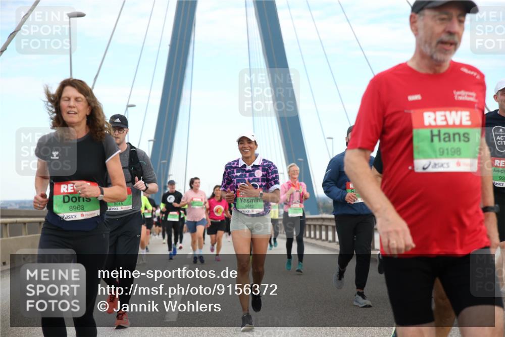 03.10.2025 - Köhlbrandbrückenlauf Jannik Wohlers http://msf.ph/oto/9156372 03.10.2025 15:30:09 Position 1 8963, 8015, 9642, 9198, 93 meine-sportfotos.de